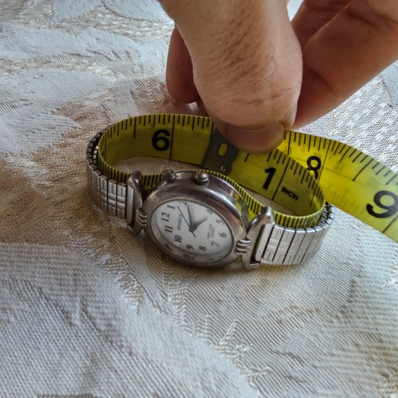 Advance Night Light Quartz Watch with Stretch Band - Picture 15 of 15